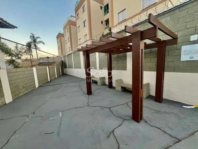 Casa / Sobrado em Condomínio para Venda em Uberlândia/MG Tubalina 3 Quartos