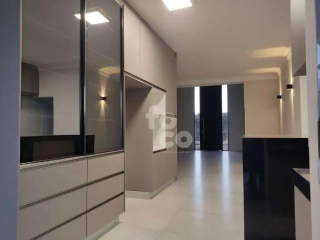 Casa / Sobrado em Condomínio para Venda em Uberlândia/MG Alphaville 4 Quartos
