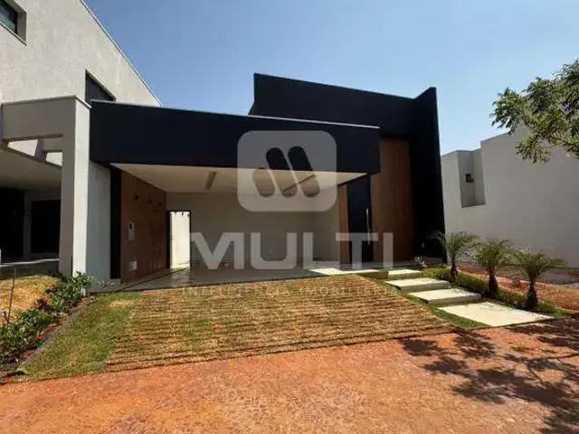 Casa / Sobrado em Condomínio para Venda em Uberlândia/MG Alto Umuarama 3 Quartos