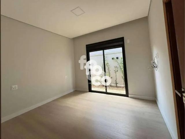 Casa / Sobrado em Condomínio para Venda em Uberlândia/MG Jardim Botânico 4 Quartos