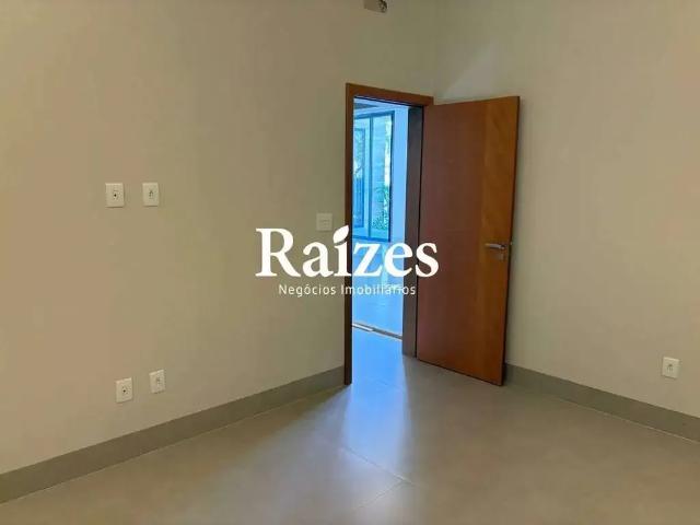 Casa / Sobrado em Condomínio para Venda em Uberlândia/MG Jardim Botânico 4 Quartos
