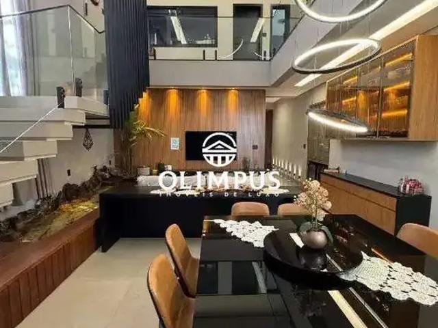 Casa / Sobrado em Condomínio para Venda em Uberlândia/MG Jardim Versailles 4 Quartos