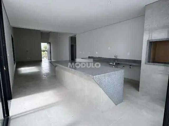 Casa / Sobrado em Condomínio para Venda em Uberlândia/MG Laranjeiras 3 Quartos