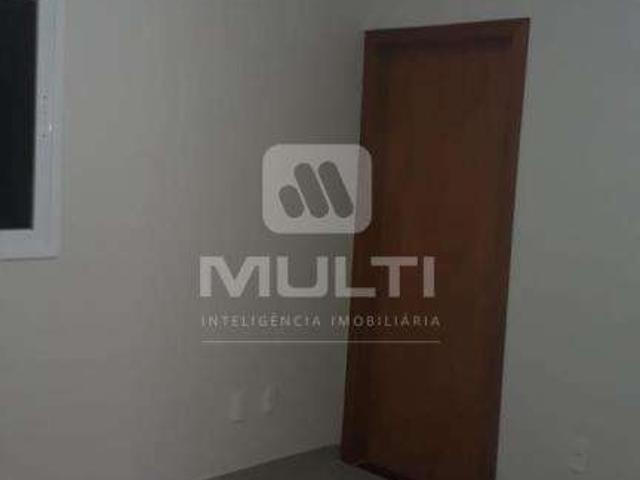 Casa / Sobrado em Condomínio para Venda em Uberlândia/MG Minas Gerais 3 Quartos