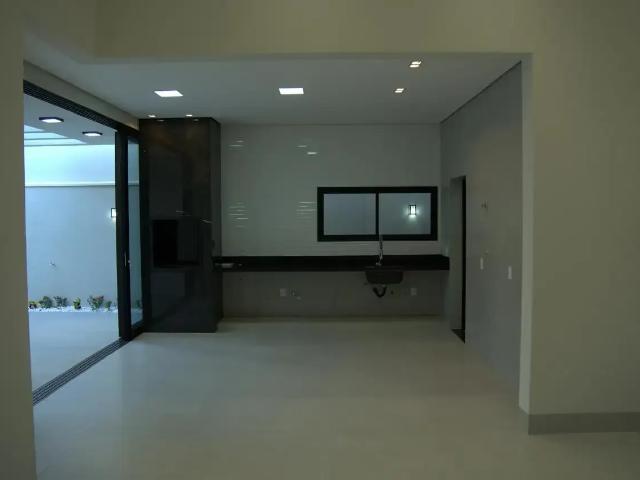 Casa / Sobrado em Condomínio para Venda em Uberlândia/MG Novo Mundo 3 Quartos