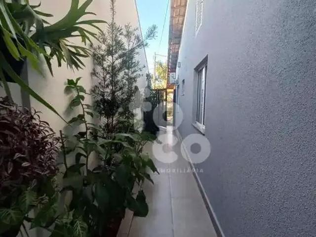 Casa / Sobrado em Condomínio para Venda em Uberlândia/MG Pacaembu 2 Quartos