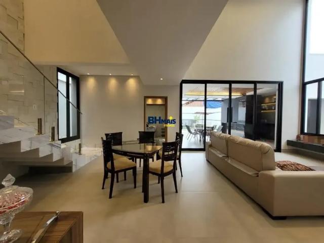 Casa / Sobrado em Condomínio para Venda em Uberlândia/MG Shopping Park 4 Quartos
