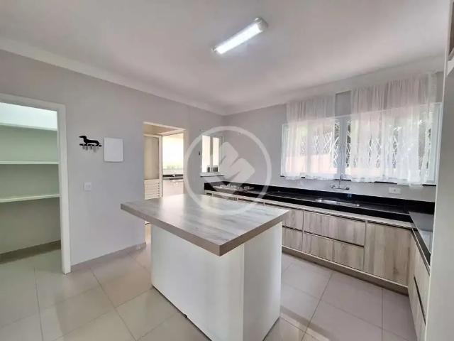 Casa / Sobrado em Condomínio para Venda em Valinhos/SP Condomínio Bosque dos Cambarás 3 Quartos