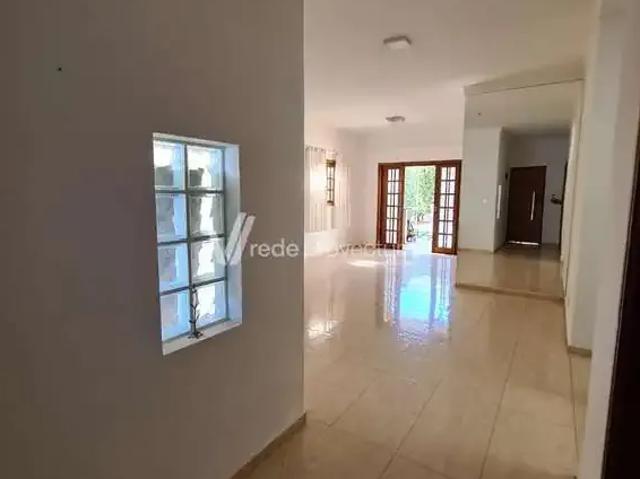 Casa / Sobrado em Condomínio para Venda em Valinhos/SP Condomínio Bosque dos Cambarás 3 Quartos