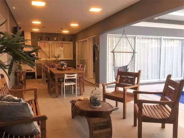 Casa / Sobrado em Condomínio para Venda em Valinhos/SP Condomínio Portal do Jequitibá 4 Quartos