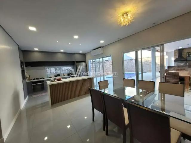 Casa / Sobrado em Condomínio para Venda em Valinhos/SP Condomínio Santa Tereza 4 Quartos