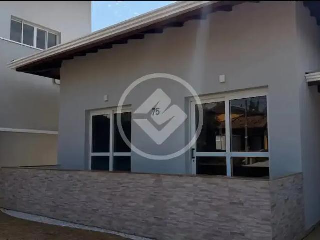 Casa / Sobrado em Condomínio para Venda em Valinhos/SP Centro 3 Quartos