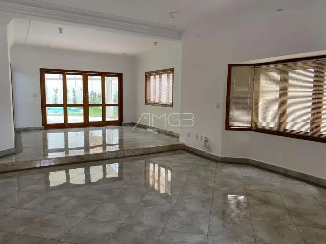 Casa / Sobrado em Condomínio para Venda em Valinhos/SP Chácaras Alpina 5 Quartos
