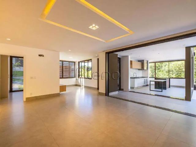 Casa / Sobrado em Condomínio para Venda em Valinhos/SP Chácaras Silvania 3 Quartos