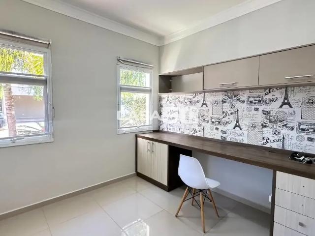 Casa / Sobrado em Condomínio para Venda em Valinhos/SP Fazenda Santana 3 Quartos