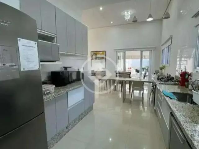 Casa / Sobrado em Condomínio para Venda em Valinhos/SP Condomínio Bosque dos Cambarás 3 Quartos