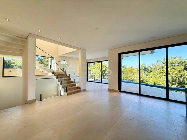Casa / Sobrado em Condomínio para Venda em Valinhos/SP Joapiranga 4 Quartos
