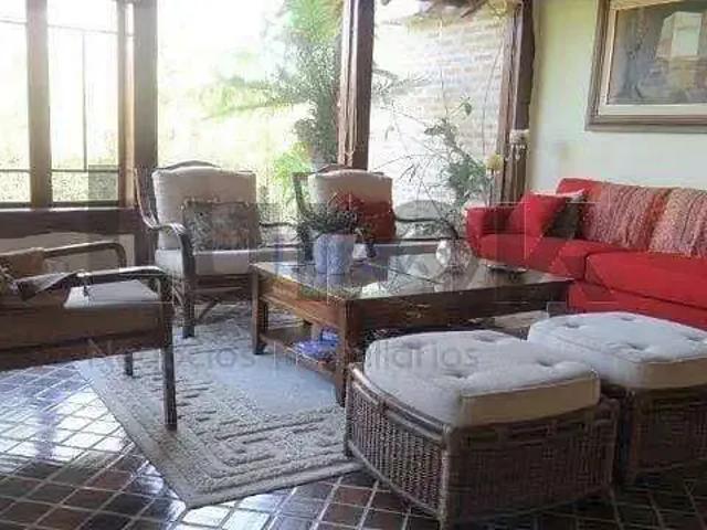 Casa / Sobrado em Condomínio para Venda em Valinhos/SP Joapiranga 4 Quartos
