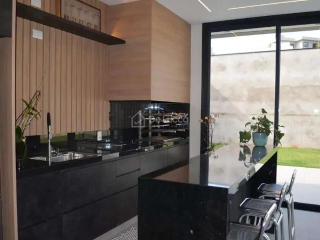 Casa / Sobrado em Condomínio para Venda em Valinhos/SP Joapiranga 3 Quartos