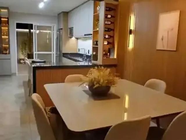 Casa / Sobrado em Condomínio para Venda em Valinhos/SP Jardim Santa Helena 3 Quartos