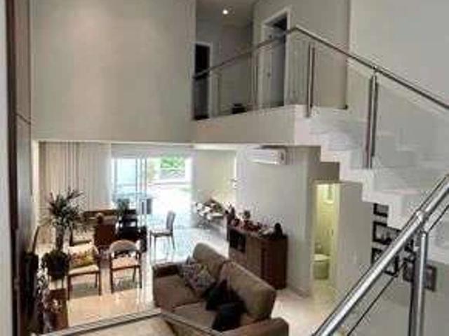 Casa / Sobrado em Condomínio para Venda em Valinhos/SP Lenheiro 3 Quartos