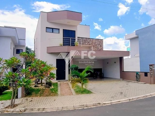 Casa / Sobrado em Condomínio para Venda em Valinhos/SP Lenheiro 3 Quartos