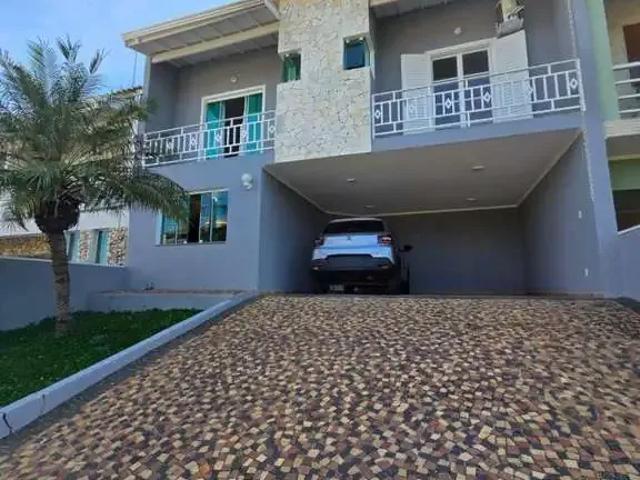 Casa / Sobrado em Condomínio para Venda em Valinhos/SP Lenheiro 3 Quartos