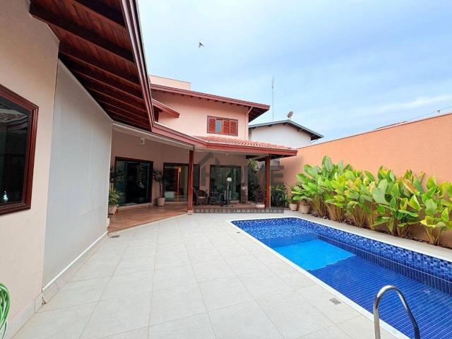Casa / Sobrado em Condomínio para Venda em Valinhos/SP Santa Cruz 4 Quartos