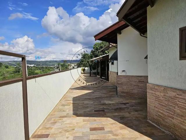 Casa / Sobrado em Condomínio para Venda em Valinhos/SP Santa Cruz 2 Quartos
