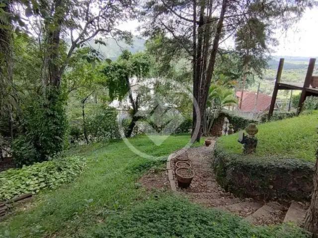 Casa / Sobrado em Condomínio para Venda em Valinhos/SP Santana dos Cuiabanos 3 Quartos