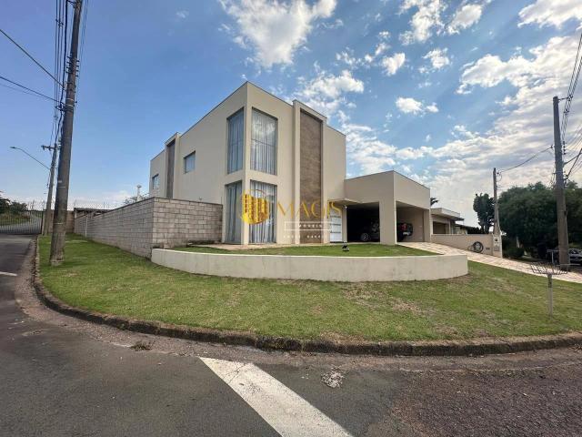 Casa / Sobrado em Condomínio para Venda em Valinhos/SP Parque Lausanne 3 Quartos