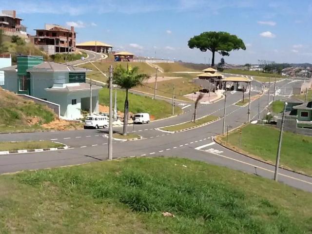 Casa / Sobrado em Condomínio para Venda em Valinhos/SP Pinheiro 3 Quartos