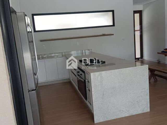 Casa / Sobrado em Condomínio para Venda em Valinhos/SP Pinheiro 3 Quartos