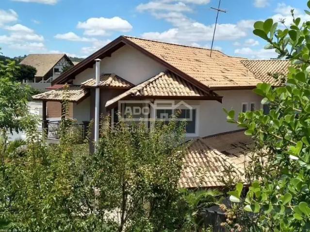 Casa / Sobrado em Condomínio para Venda em Valinhos/SP Pinheiro 4 Quartos