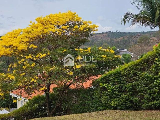 Casa / Sobrado em Condomínio para Venda em Valinhos/SP Pinheiro 5 Quartos