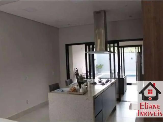 Casa / Sobrado em Condomínio para Venda em Valinhos/SP Roncáglia 3 Quartos