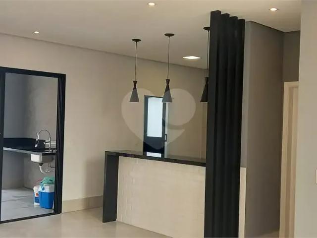 Casa / Sobrado em Condomínio para Venda em Valinhos/SP Roncáglia 3 Quartos