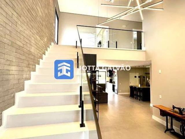 Casa / Sobrado em Condomínio para Venda em Valinhos/SP Residencial Mont' Alcino 3 Quartos