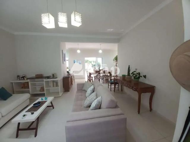 Casa / Sobrado em Condomínio para Venda em Valinhos/SP Residencial São Domingos 3 Quartos