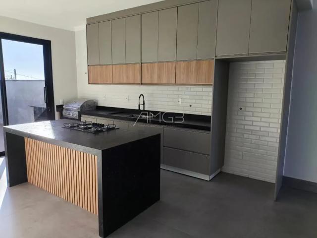 Casa / Sobrado em Condomínio para Venda em Valinhos/SP Residencial Vivenda das Pitangueiras 3 Quartos
