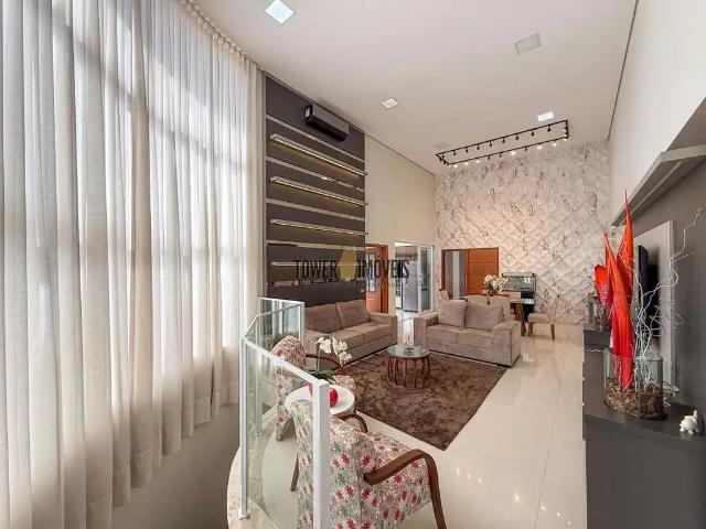 Casa / Sobrado em Condomínio para Venda em Valinhos/SP Residencial Vila Lombarda 3 Quartos