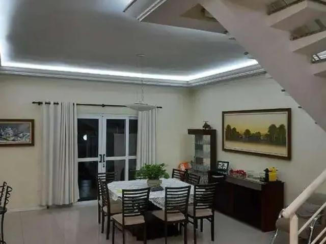 Casa / Sobrado em Condomínio para Venda em Valinhos/SP Residencial Villaggio Fiorentino 4 Quartos