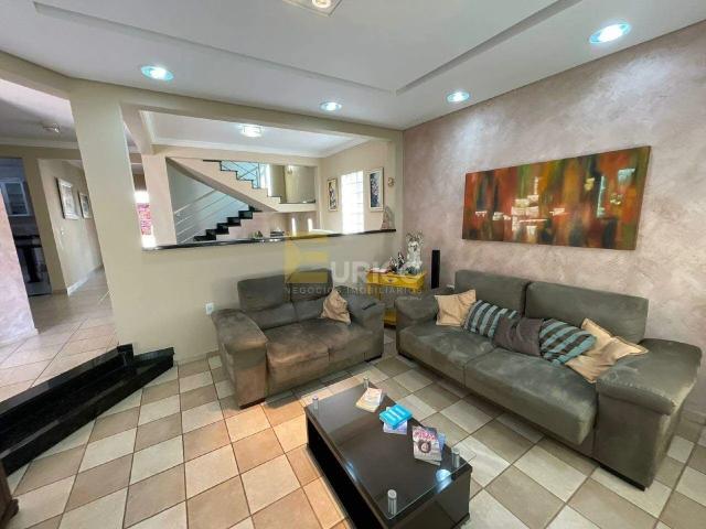 Casa / Sobrado em Condomínio para Venda em Valinhos/SP Vila D'Agostinho 3 Quartos