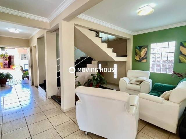Casa / Sobrado em Condomínio para Venda em Valinhos/SP Vila D'Agostinho 3 Quartos