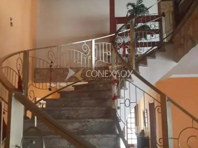 Casa / Sobrado em Condomínio para Venda em Valinhos/SP Vila D'Agostinho 4 Quartos