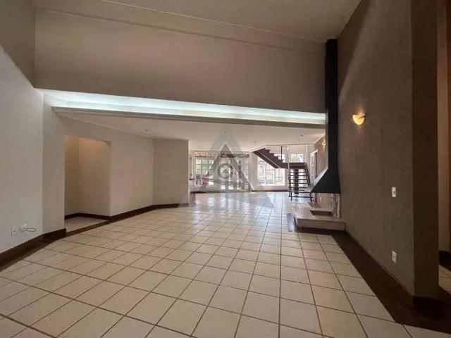 Casa / Sobrado em Condomínio para Venda em Valinhos/SP Vila Faustina II 4 Quartos