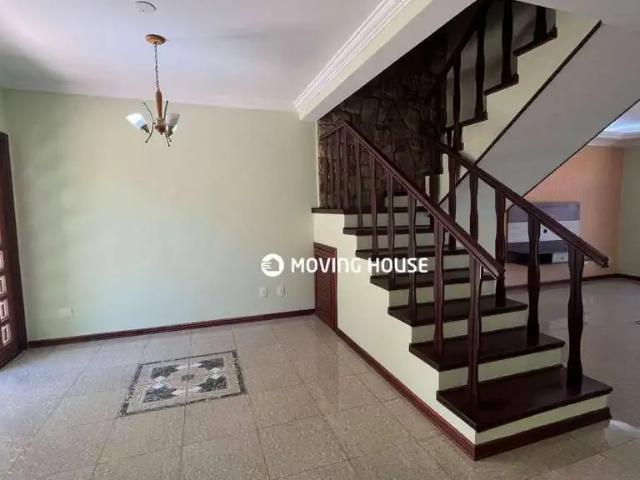 Casa / Sobrado em Condomínio para Venda em Valinhos/SP Vila São Joaquim 3 Quartos
