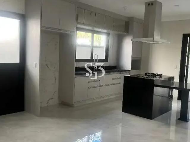 Casa / Sobrado em Condomínio para Venda em Valinhos/SP Vila Sonia 4 Quartos