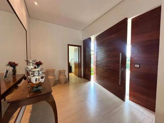 Casa / Sobrado em Condomínio para Venda em Varginha/MG Residencial Parque Imperador 4 Quartos