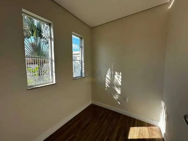 Casa / Sobrado em Condomínio para Venda em Varginha/MG Riviera do Lago 3 Quartos